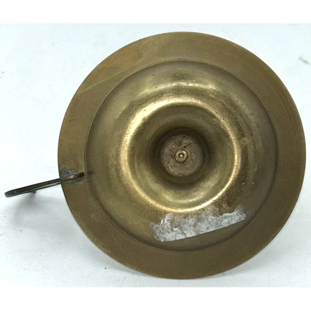 Vintage candle‎ holder brass loop handle, thumb rest, drip tray 5.5